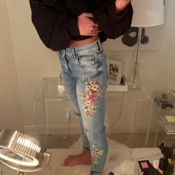 Zara floral jeans - Picture 3 of 3